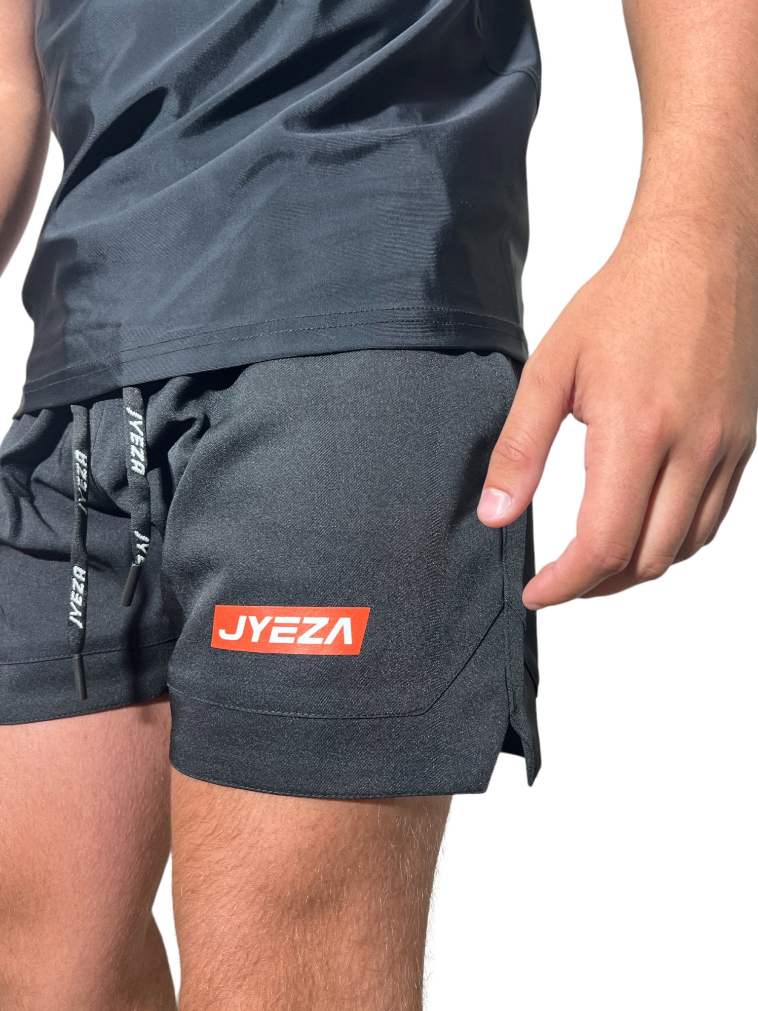 Essential Shorts - Jyeza